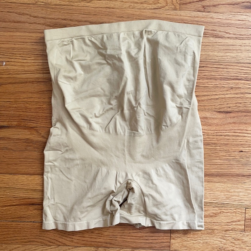 Belly bandit maternity short size m